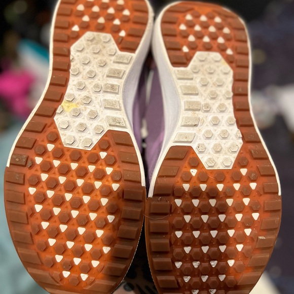 Vans Women's Lilac Mesh Athletic Sneakers with White Accents - Picture 2 of 5